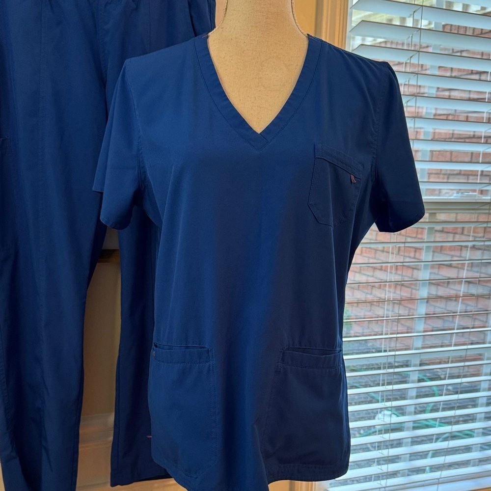 Med Couture Women's Blue Scrub Top